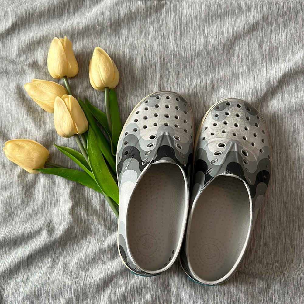 Native slip on shoes